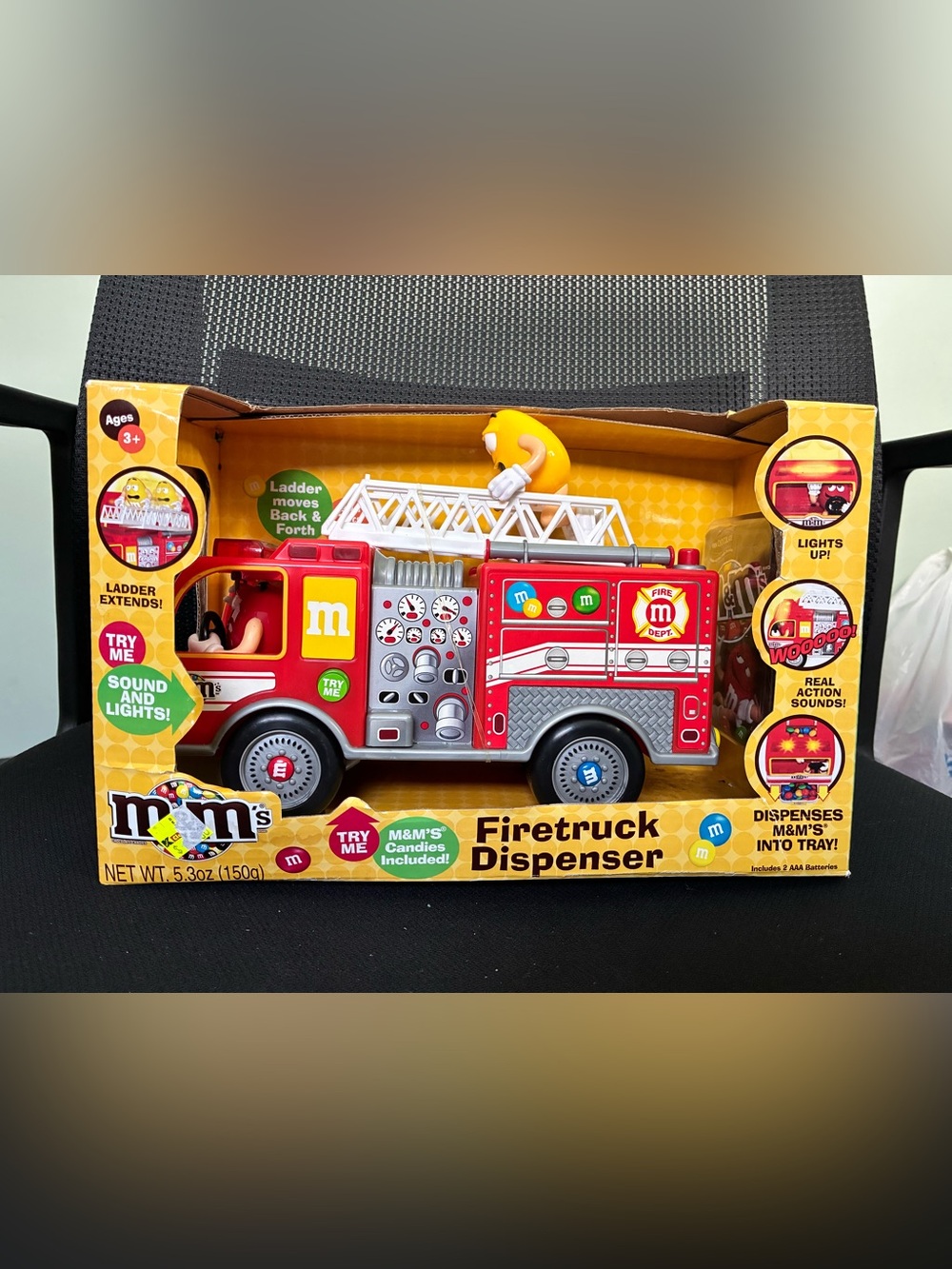 M&Ms Fire Truck Candy Dispenser - Lights & Siren Sound 2011